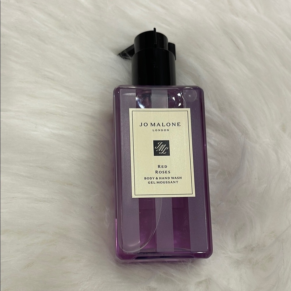 Jo Malone Red Roses Body & Hand Wash - Purple
